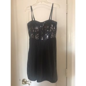 Size 8, sequined grey dress!
